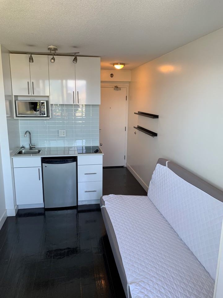 APT Living - Photo 7 of 23