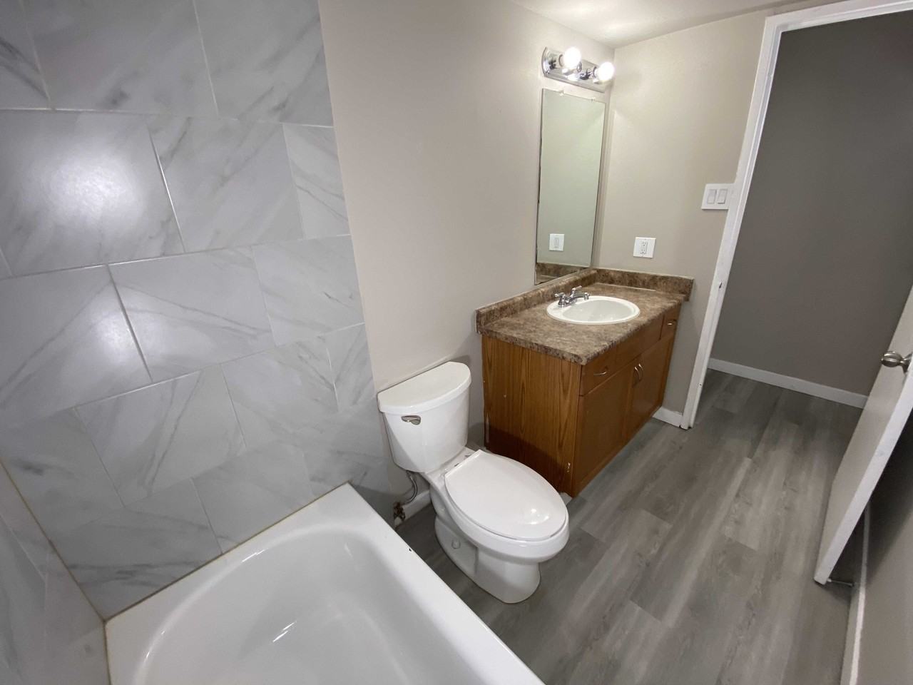 Cesar Place - Photo 6 of 8