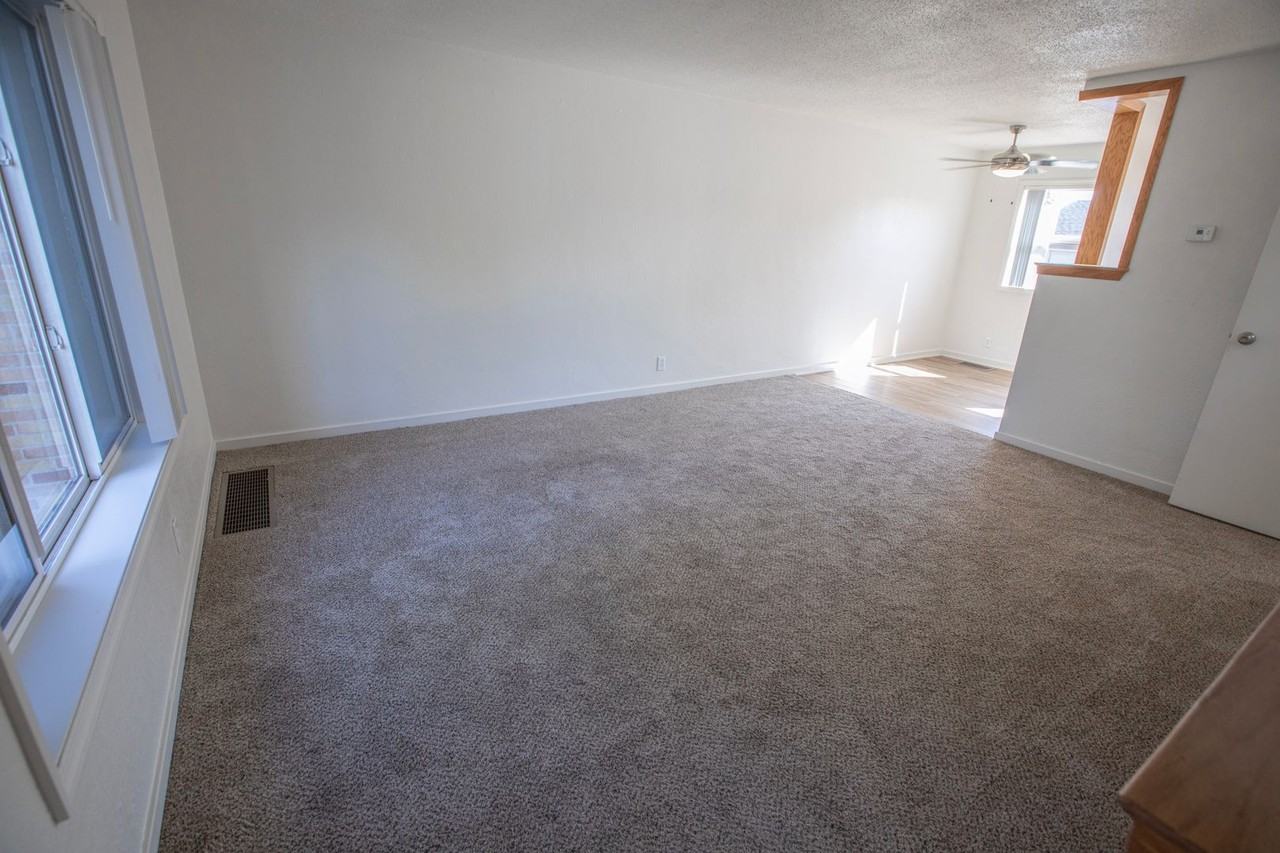 Windom Gables - Photo 4 of 30