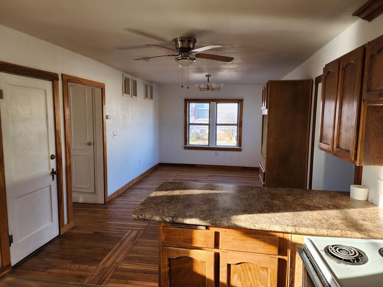 604 N Ohio Ave #1 - Photo 6 of 14