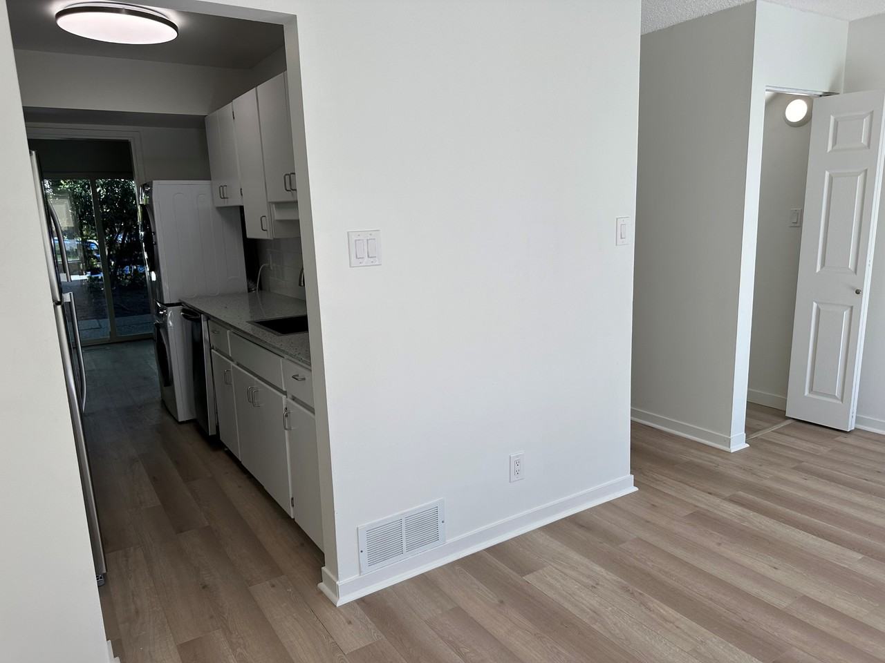 3134 Baird Rd - Photo 6 of 48