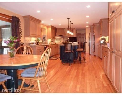 1 Circle Dr - Photo 3 of 10