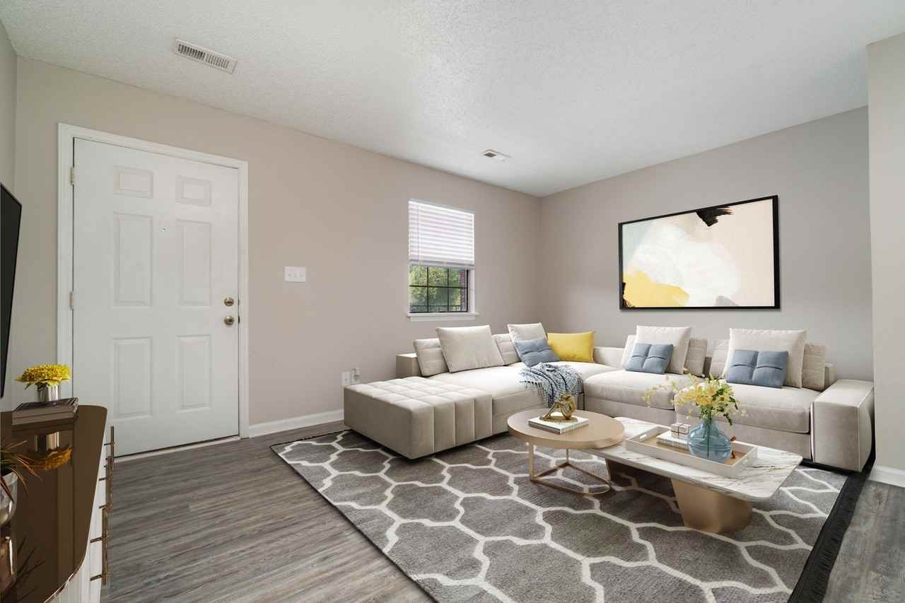 Arlington - Photo 3 of 6