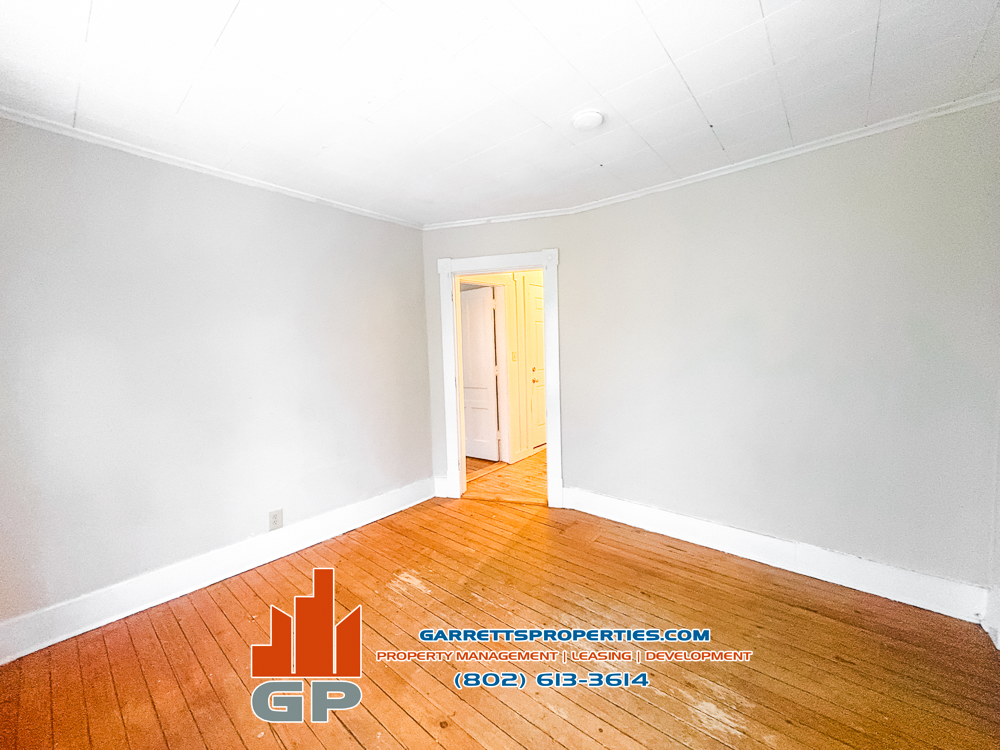 2 Harrington Avenue - 1Unit 3 #1 - Photo 3 of 8