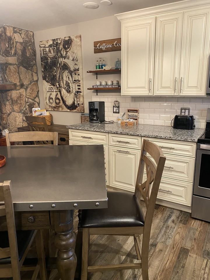 611 Lazy Days Rd #B3 - Photo 4 of 16