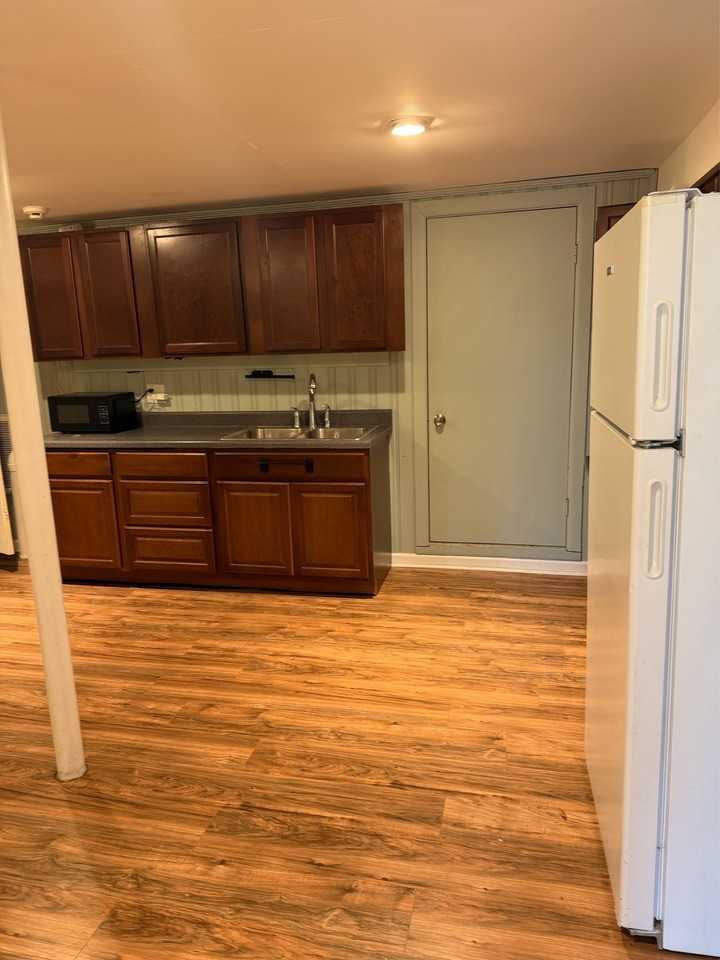 2702 Evergreen St Se #2 - Photo 6 of 38