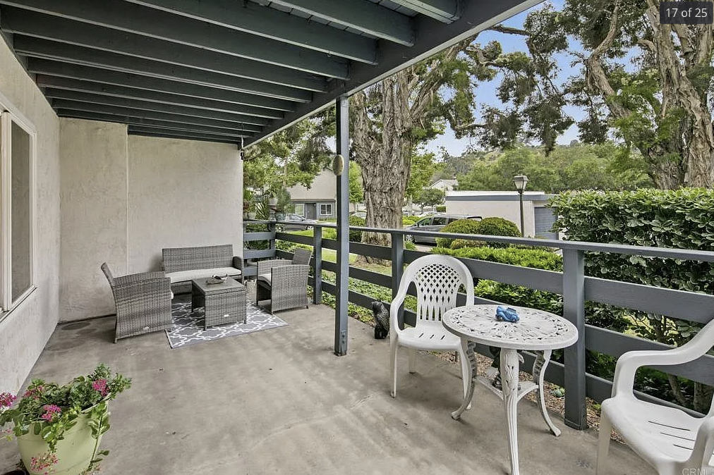 1498 Gustavo St #B - Photo 2 of 20