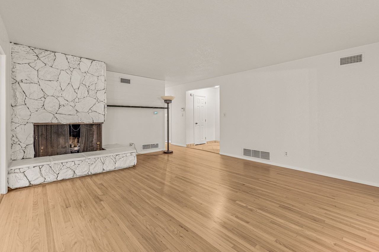 9351 La Suvida Dr #1 - Photo 3 of 24