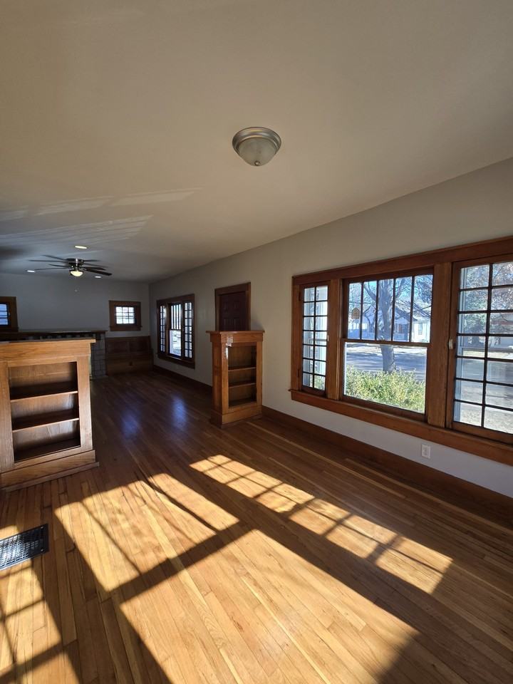 1537 N Vassar Ave #1 - Photo 7 of 50