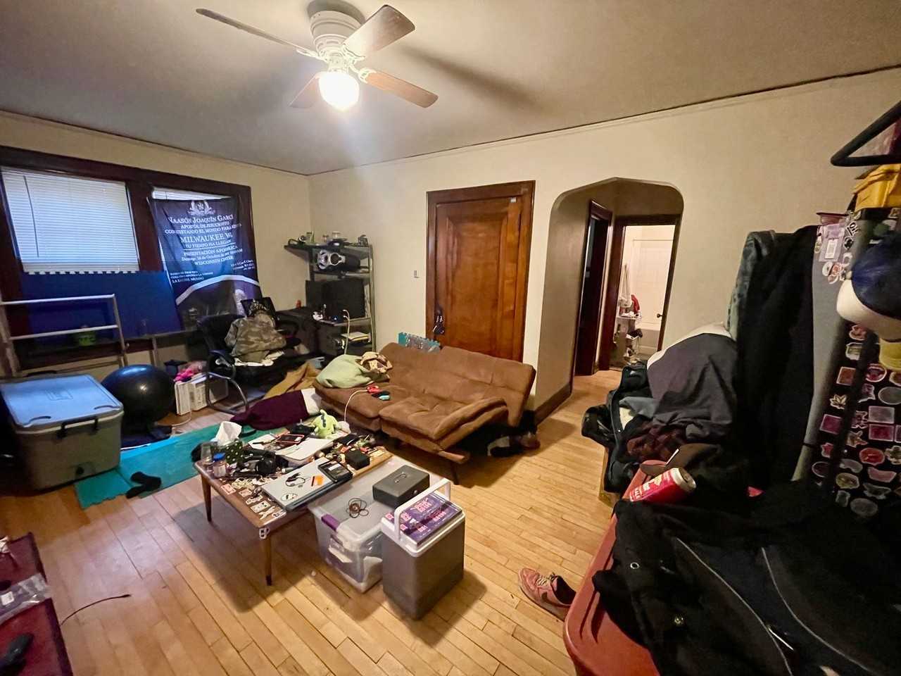 2632 N Oakland Ave - Photo 7 of 20