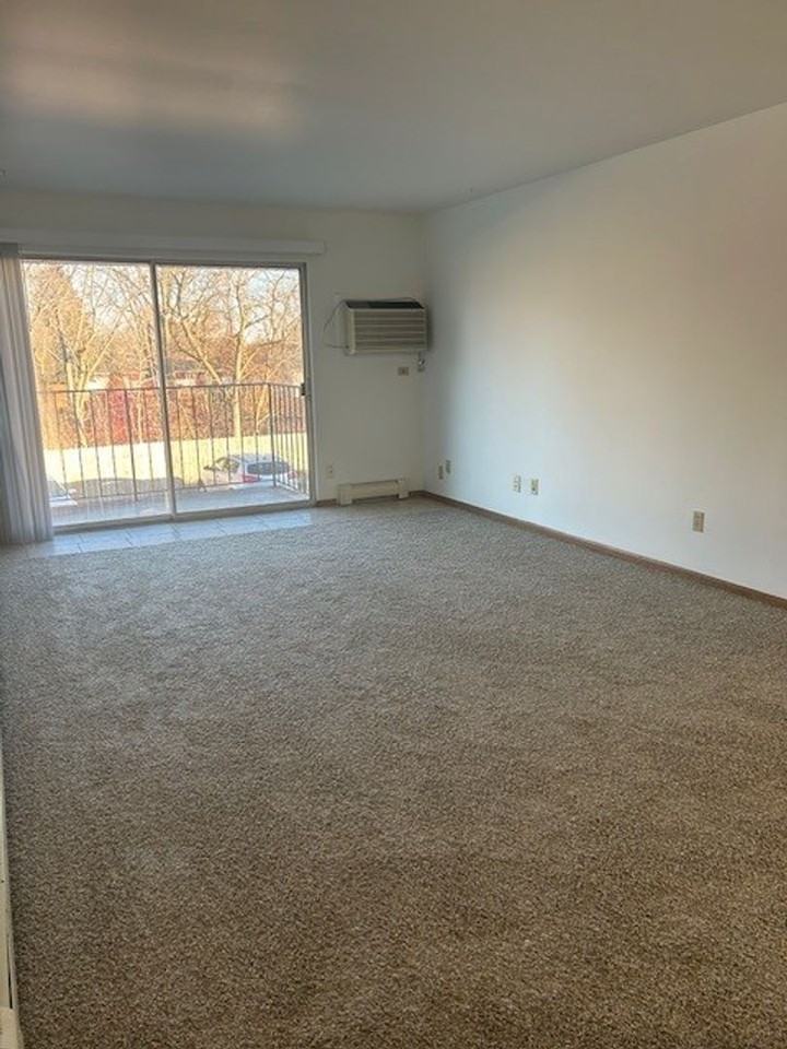 Park Avenue Apartments - Photo 3 of 35