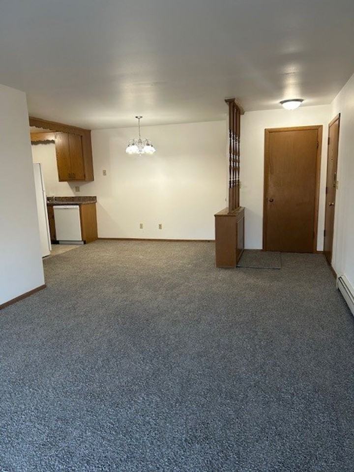 Park Avenue Apartments - Photo 5 of 35