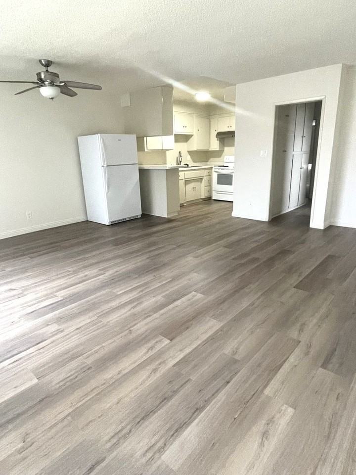 2613 Linden Ave - Photo 4 of 12