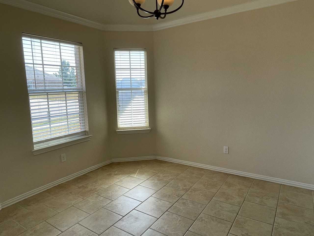 4811 Mill Creek Dr #1 - Photo 7 of 39