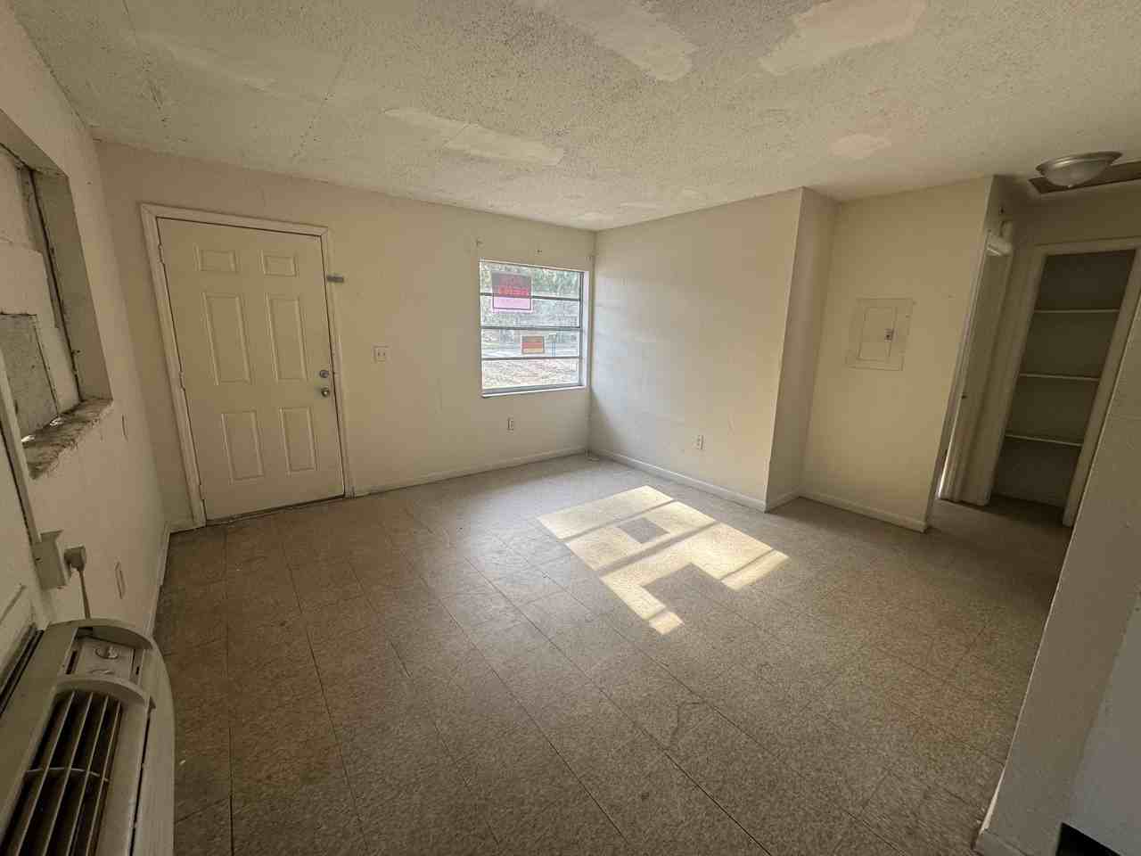 505 Kilgore St #10 - Photo 4 of 9