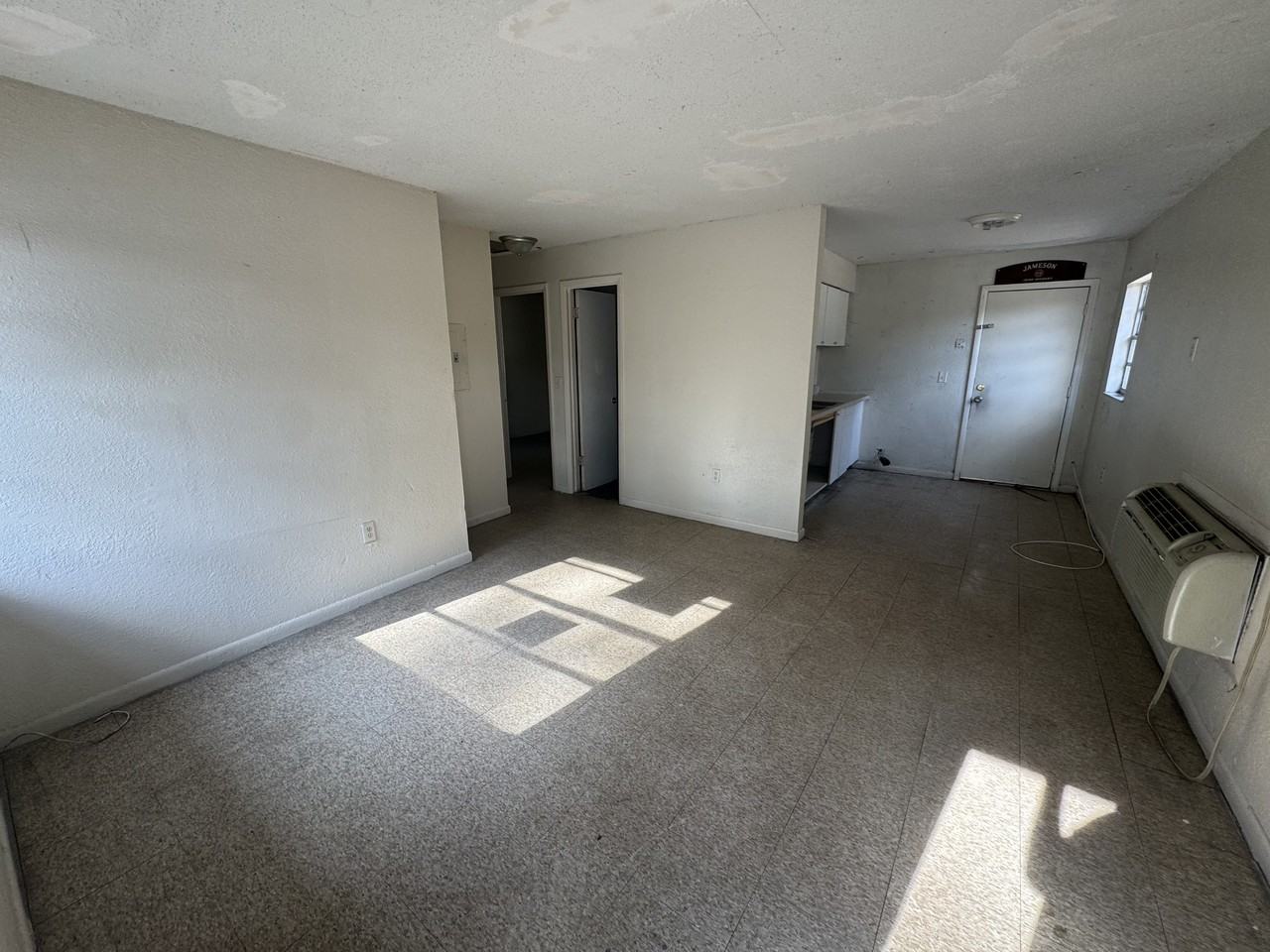 505 Kilgore St #10 - Photo 6 of 9