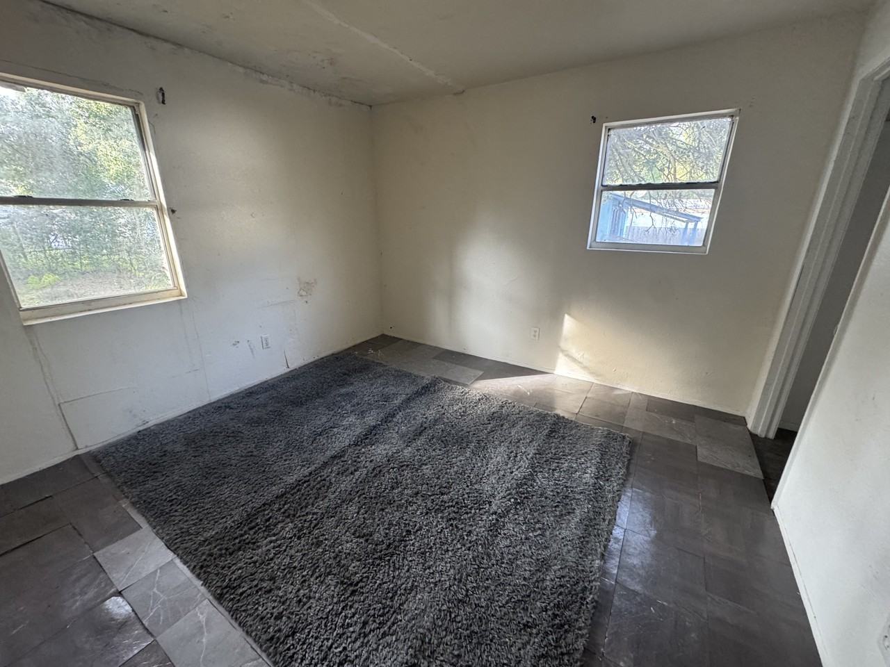 413 Orange St #10 - Photo 3 of 10