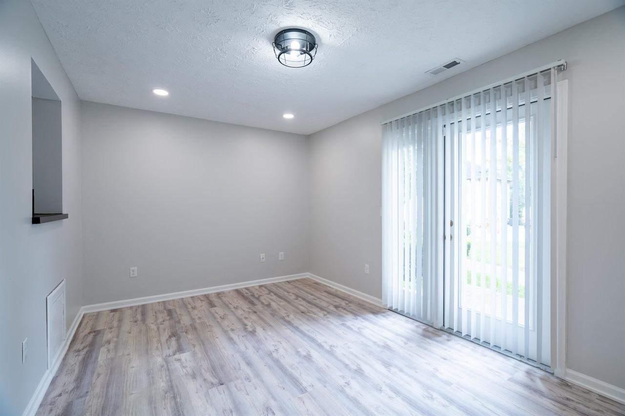 1307 S Senate Ave #1307 - Photo 7 of 19