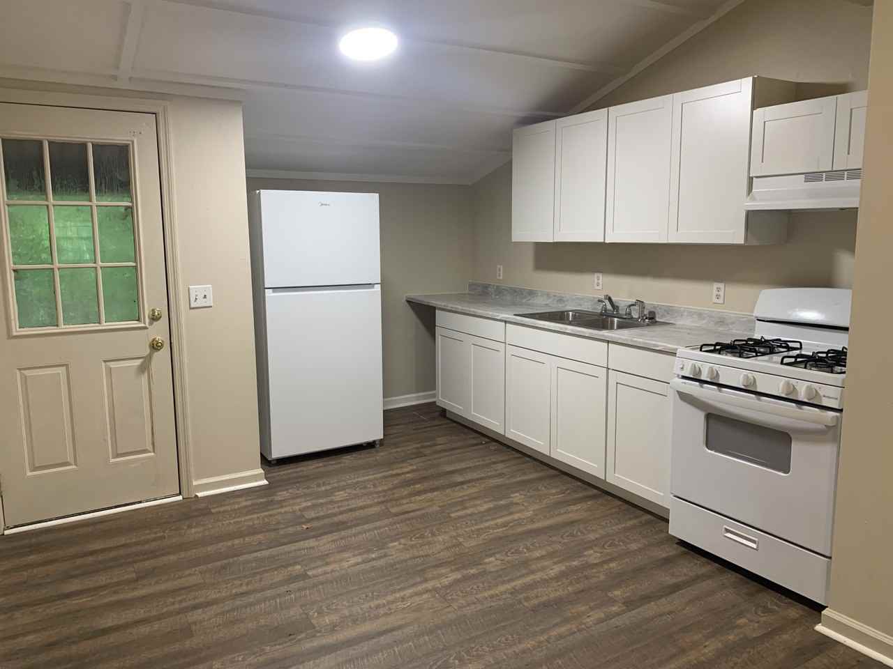 137 Sumner Top LaneUnit 17 #17 - Photo 3 of 6