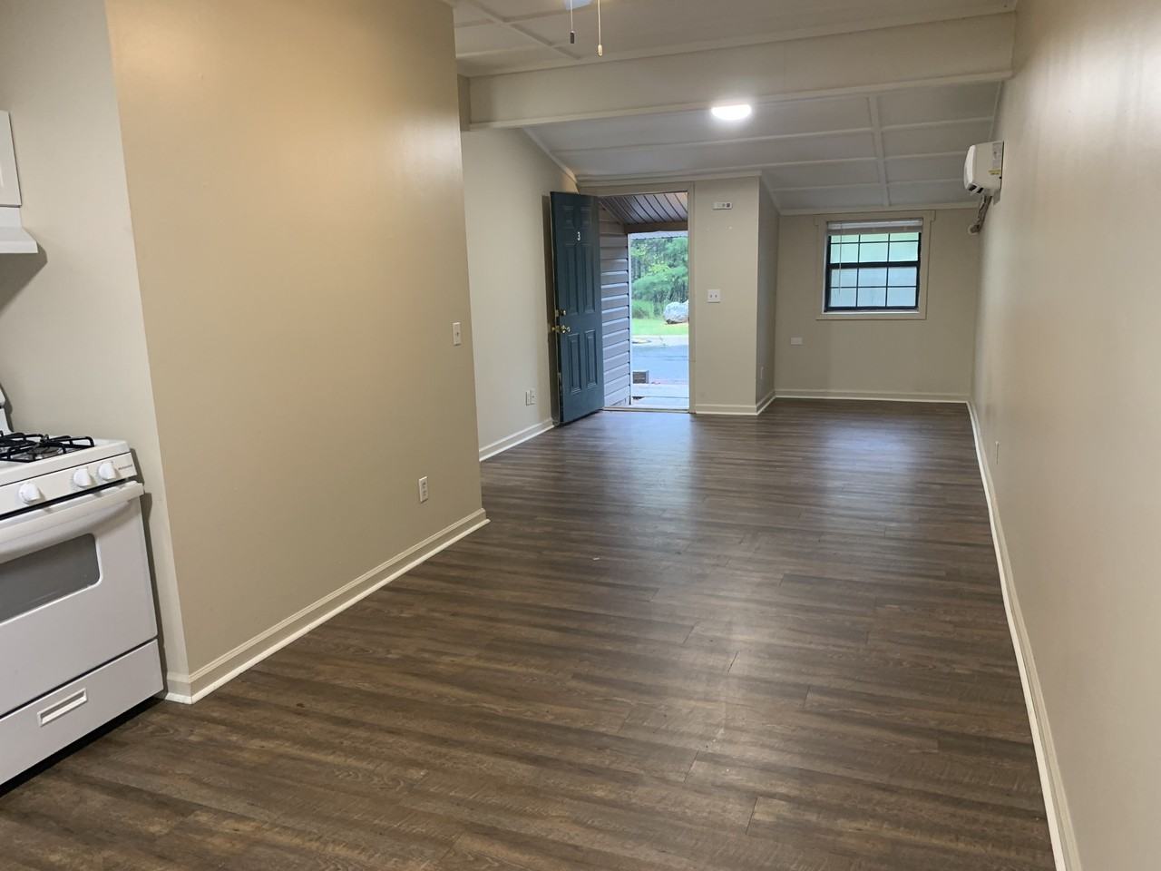 137 Sumner Top LaneUnit 16 #16 - Photo 2 of 6