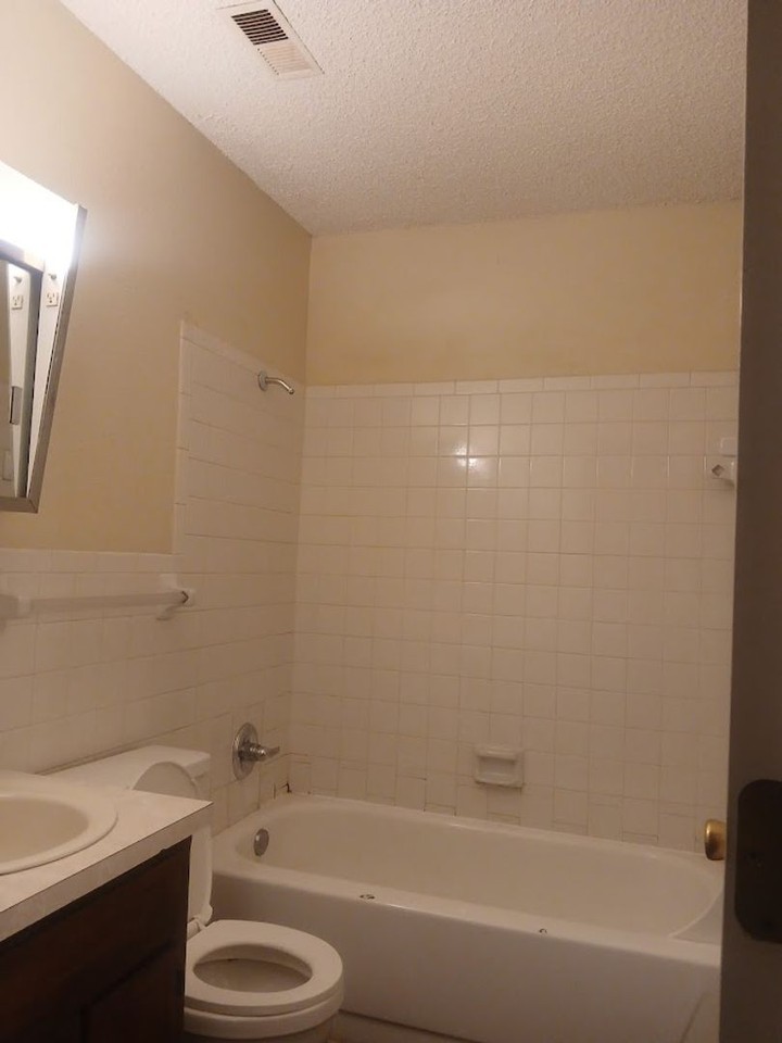 Pavilion Apartments - Photo 2 of 16