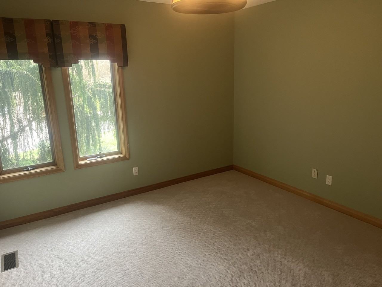 180 Eleanor Dr #180 - Photo 6 of 50