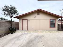 featured image of 4650 East Calle Aurora - 2 #2