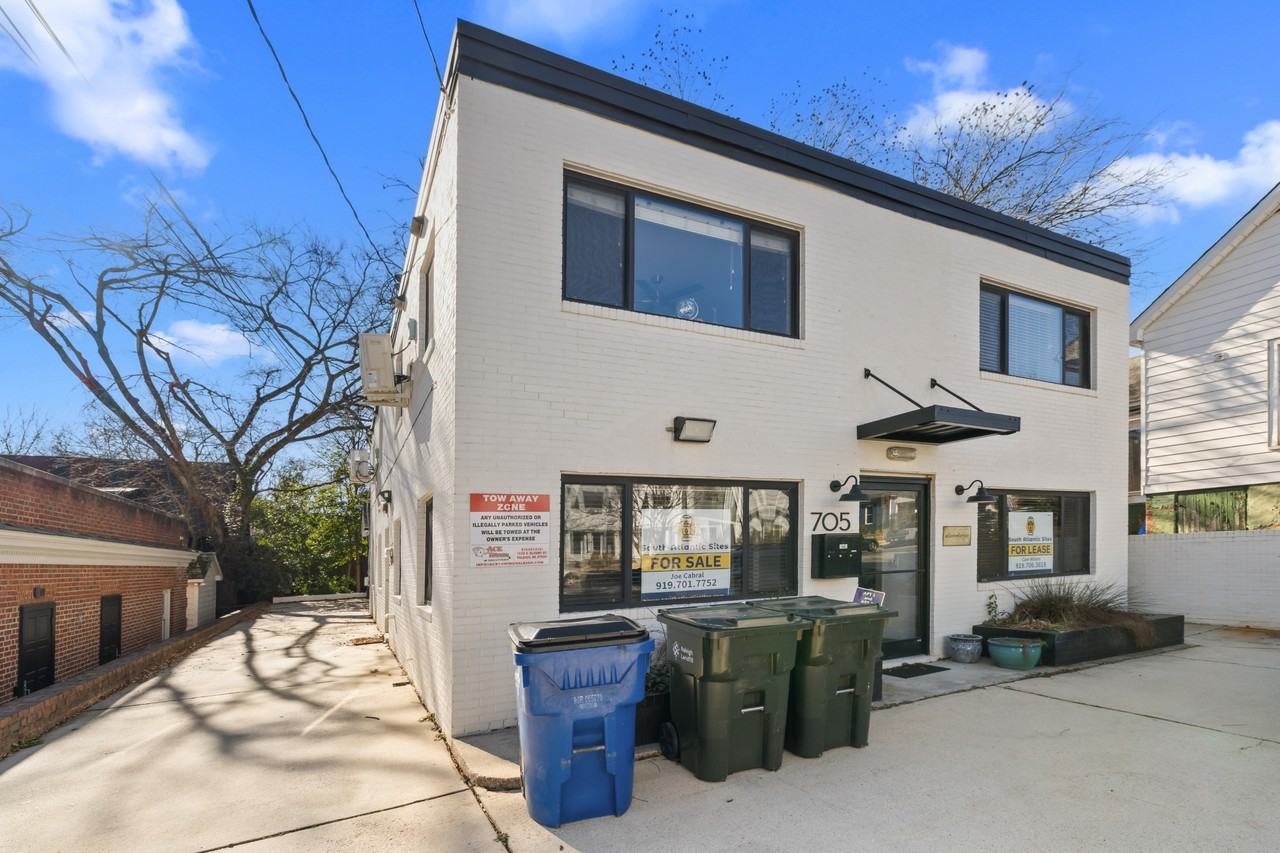 705 W North St #2 - Photo 3 of 16