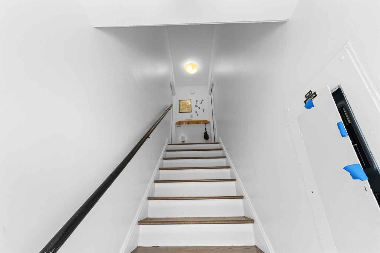 705 W North St #2 - Photo 5 of 16