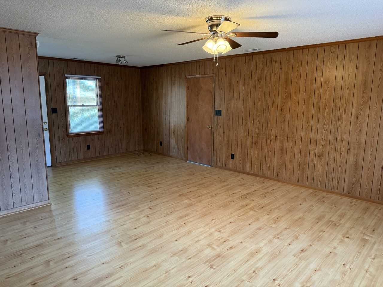 137 Florida Park Rd #1 - Photo 3 of 15