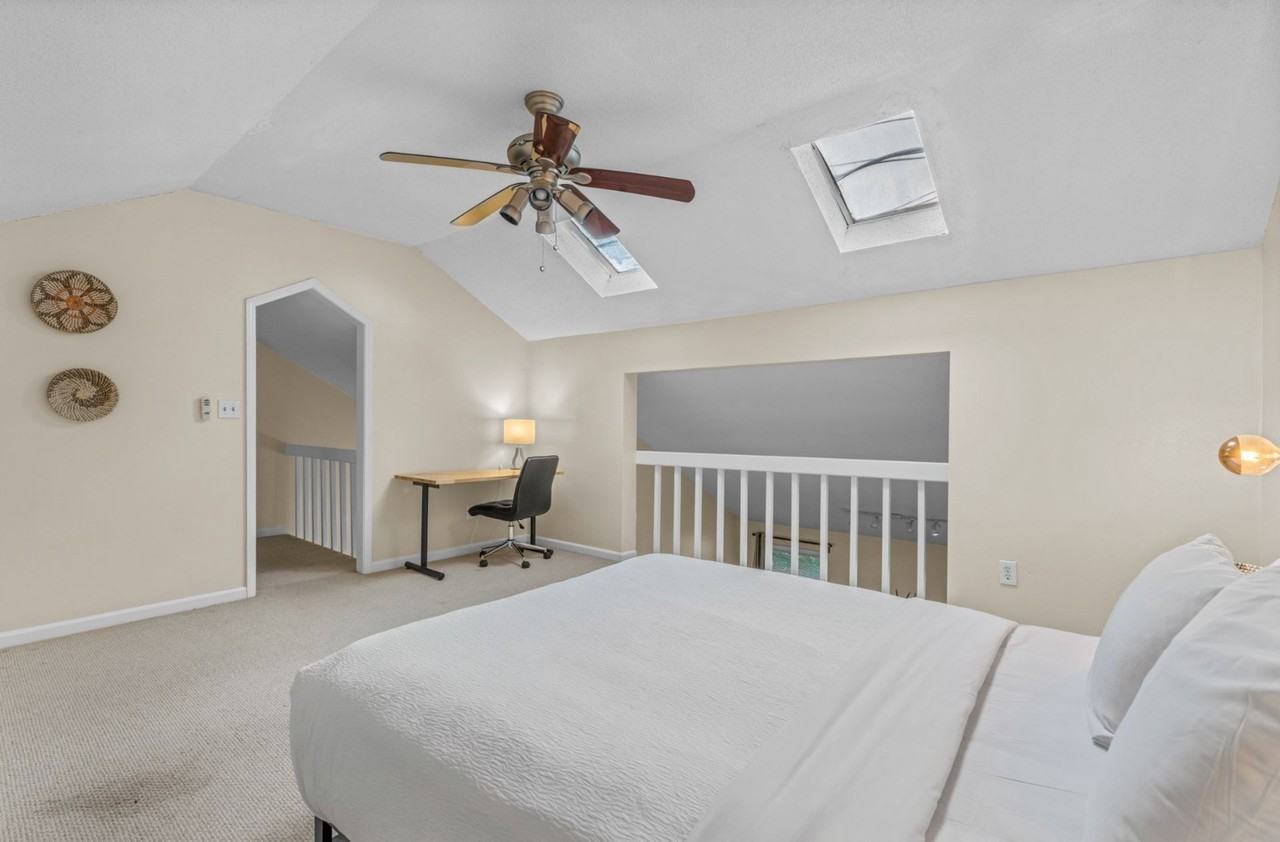 Juniper Place Condominiums - Photo 7 of 10