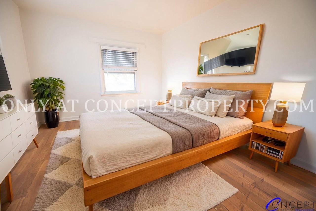 284 C Street East - Photo 5 of 30