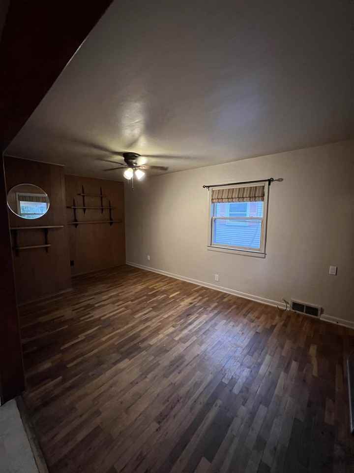 740 Cawood St #1 - Photo 2 of 16