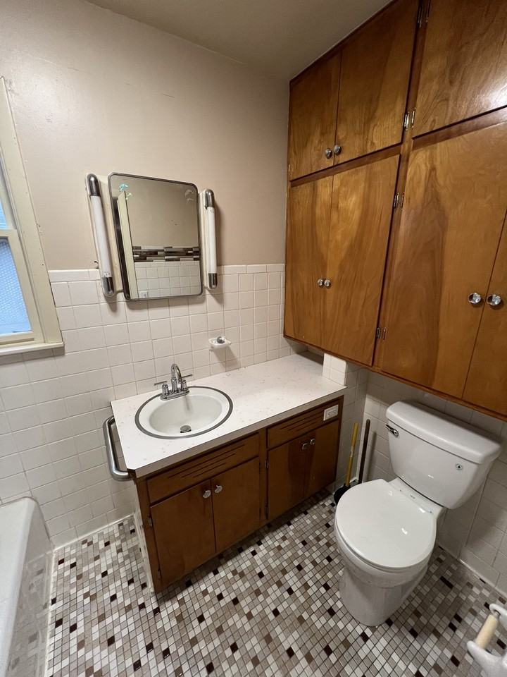 740 Cawood St #1 - Photo 7 of 16