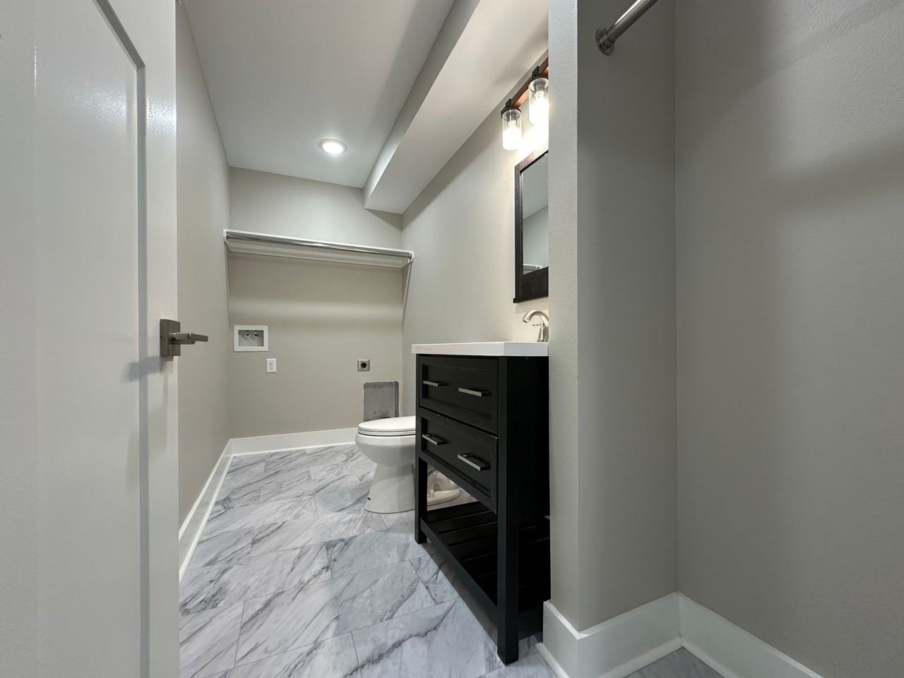 151 W Main St #7 - Photo 4 of 15