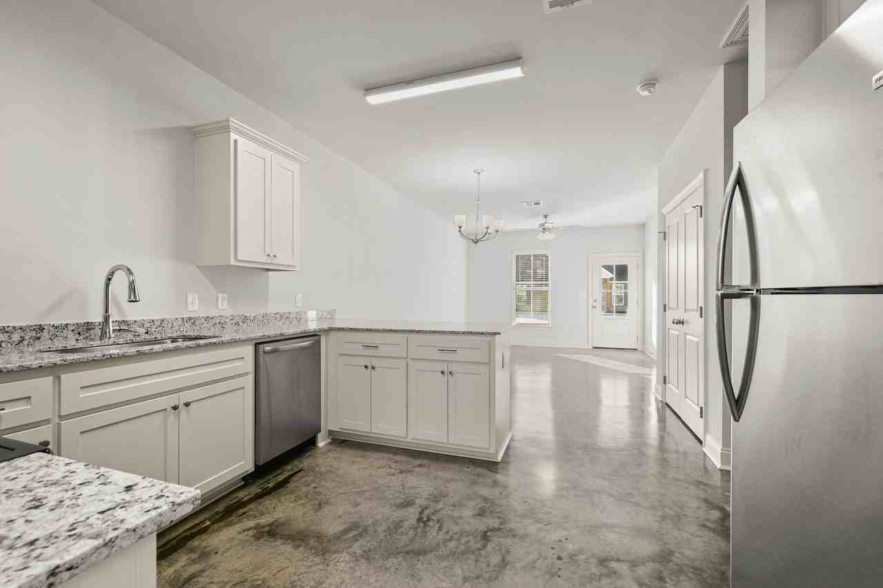 30080 Mayer St #63 - Photo 7 of 10