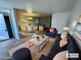 featured image of 593 W Crestline Ave