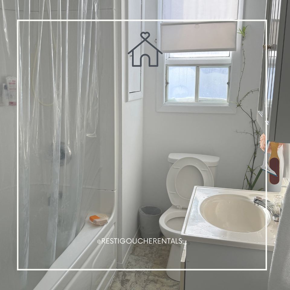 15 13-15 Queen Street - 15a #15A - Photo 3 of 10