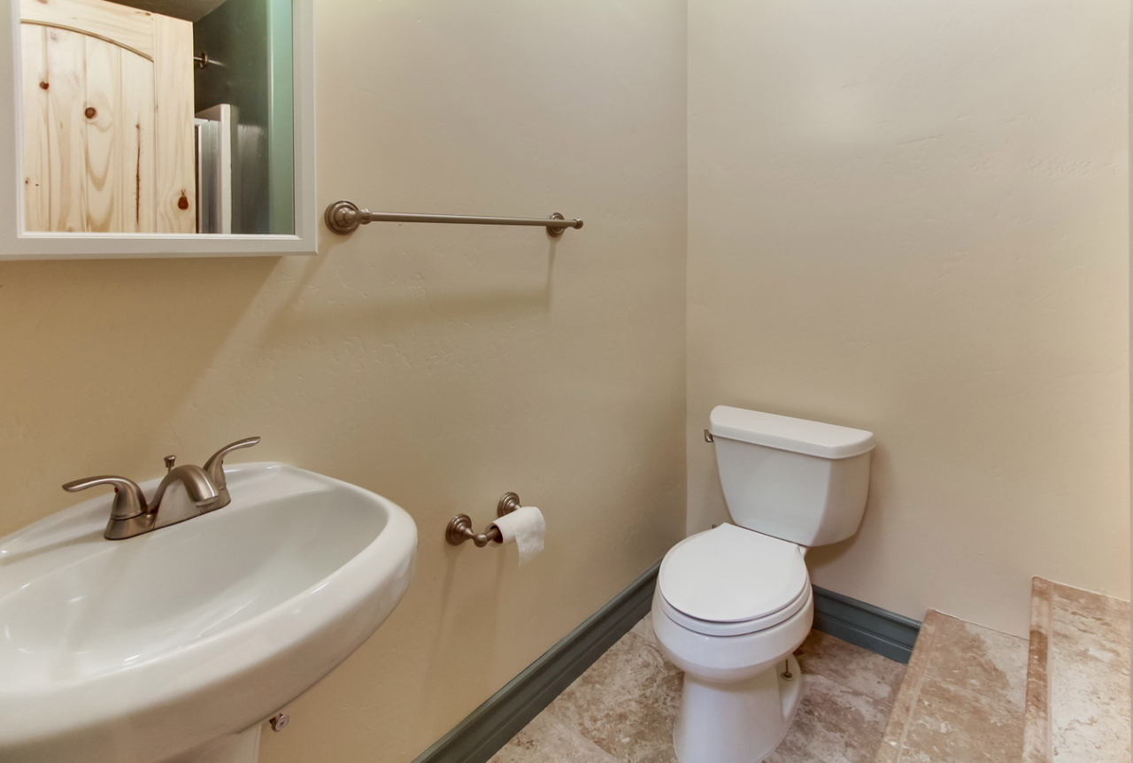 1755 2nd Ave #6 - Photo 4 of 5