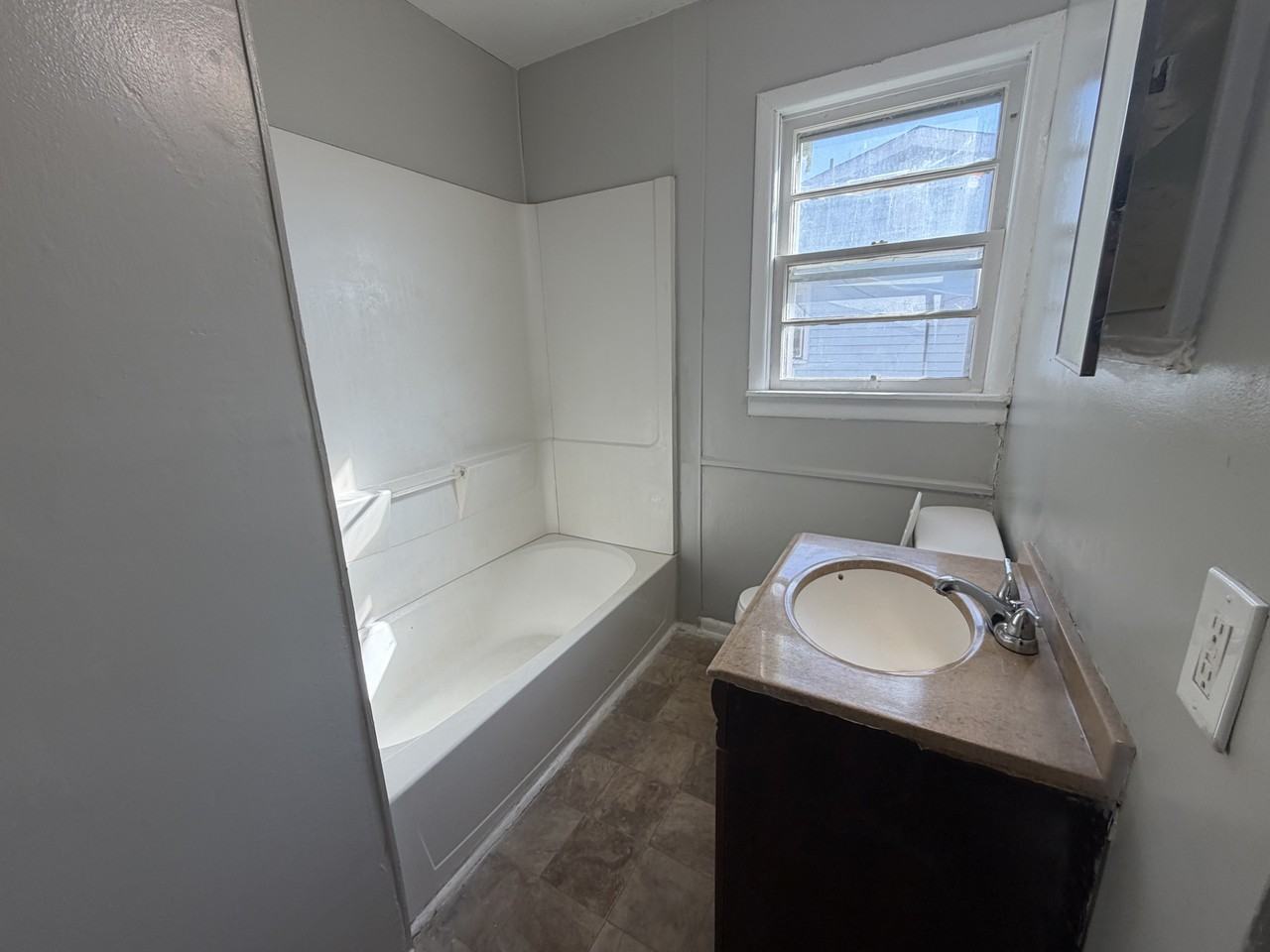 2603 Palmer Ave Nw #1 - Photo 7 of 9