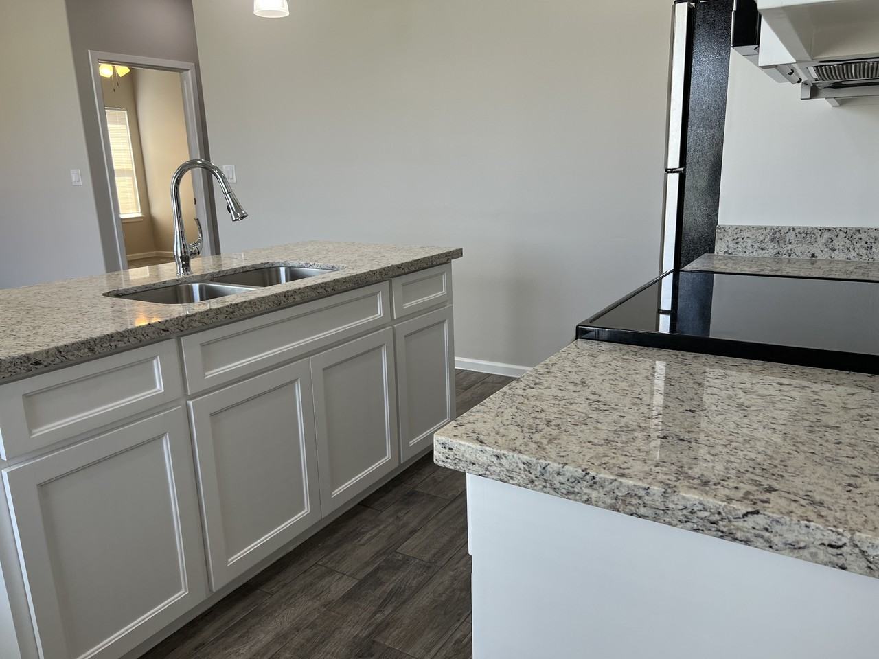 Sandpiper Ave #3 - Photo 3 of 7