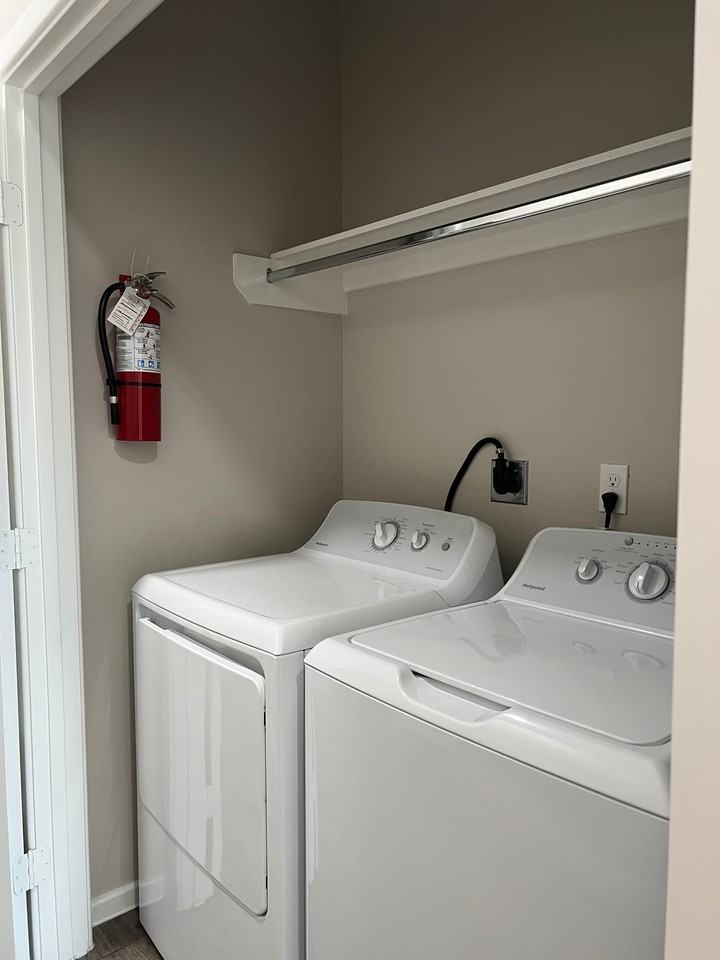 Sandpiper Ave #3 - Photo 7 of 7