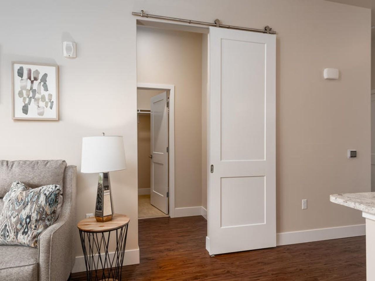 945 Wyoming St - Photo 5 of 16