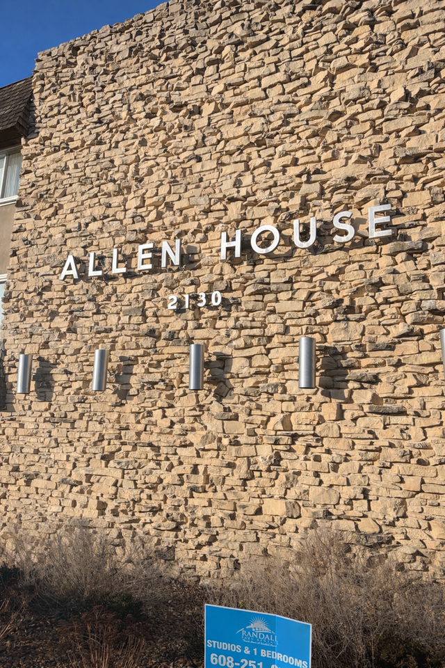 Allen House Apartments - Photo 6 of 50