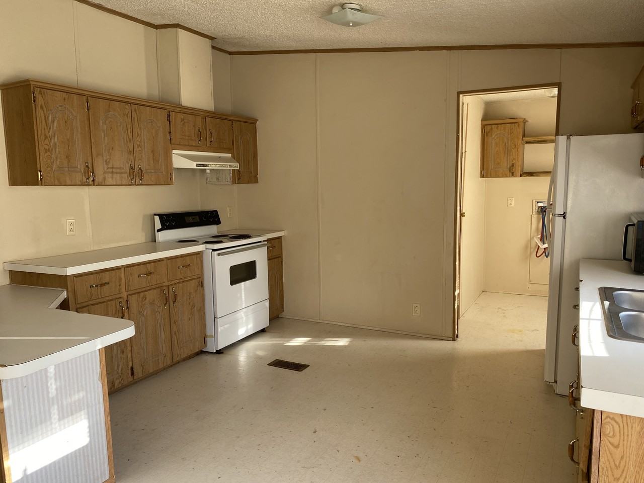 47 Batson Rd #1 - Photo 4 of 8