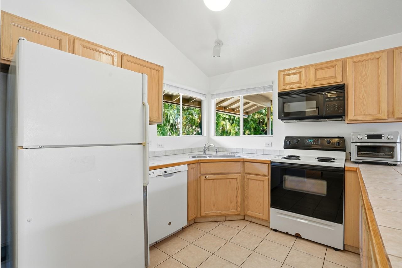 753 Launa Dr - Photo 3 of 16