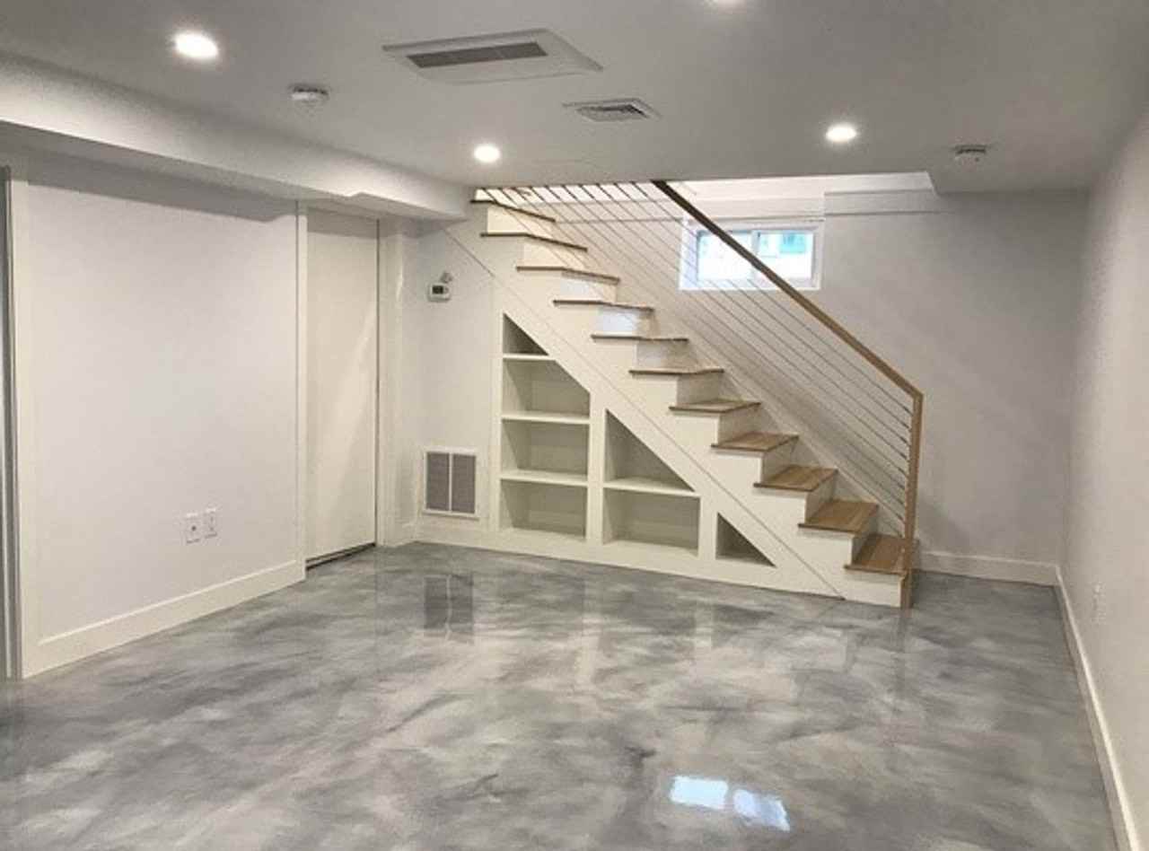 10 Gloucester Ave - Photo 2 of 15