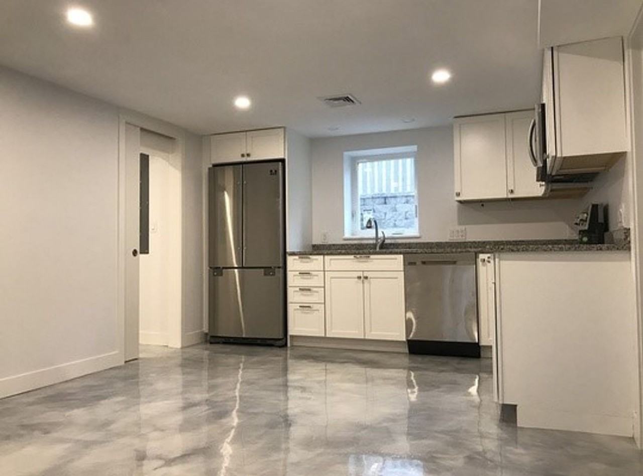 10 Gloucester Ave - Photo 4 of 15