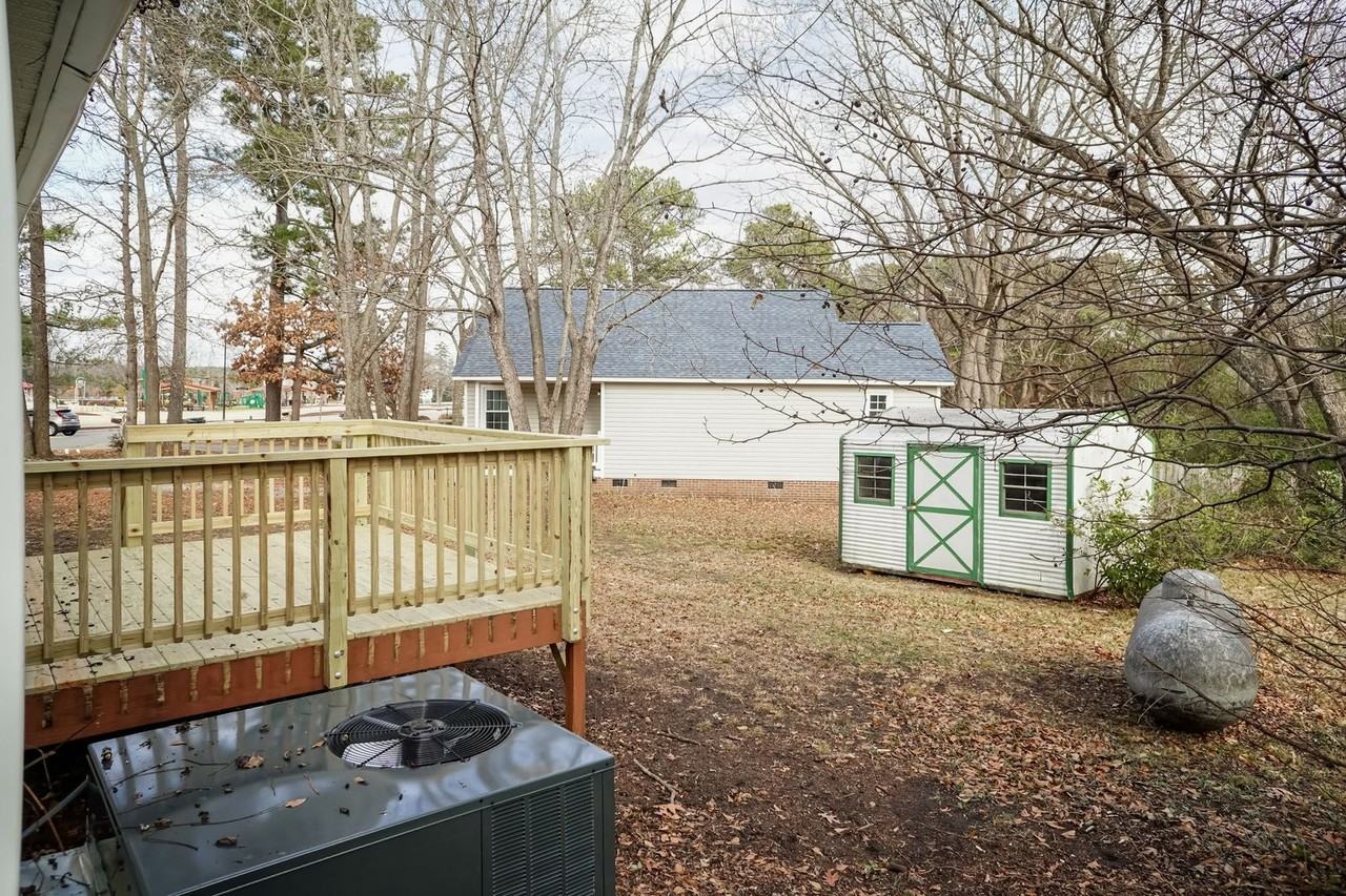 612 W Stallings St - Photo 6 of 25