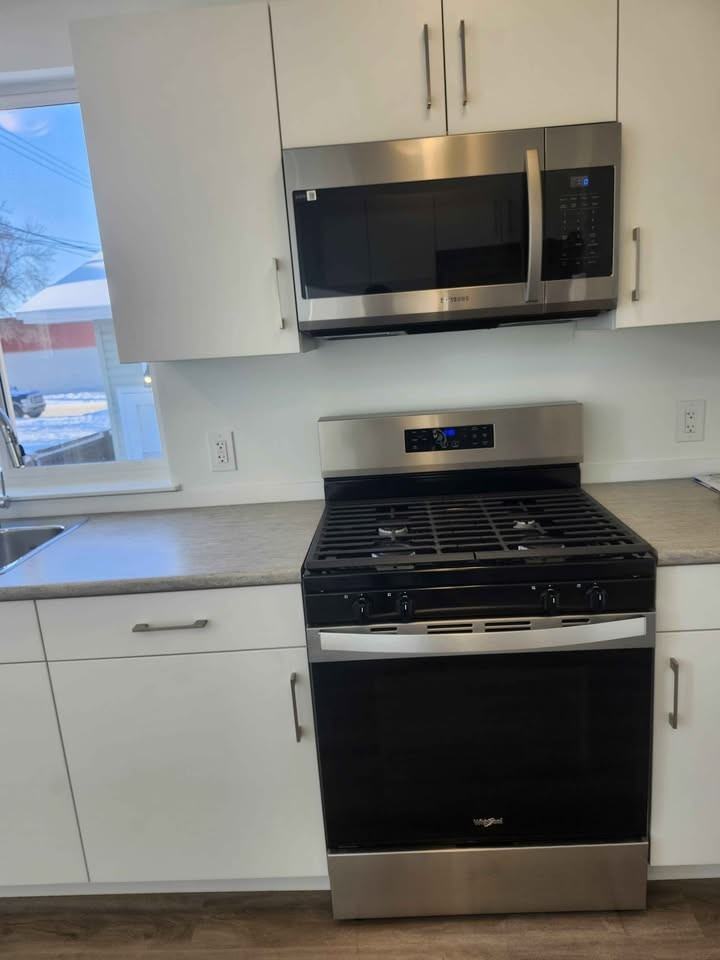 11813 47 St Nw Bsmt #11813BS - Photo 2 of 28